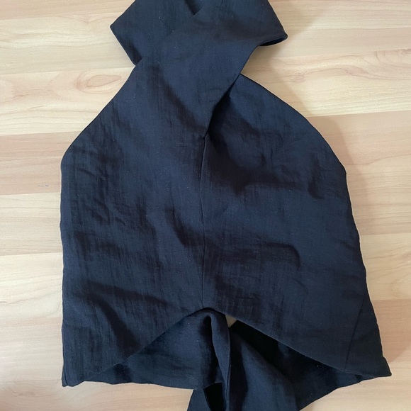 H&M Halterneck Tie-Back Top - Picture 5 of 8